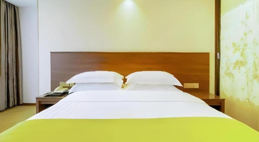 My Pleasant Hotel Shenzhen Exteriör bild