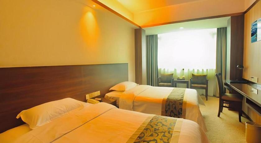 My Pleasant Hotel Shenzhen Exteriör bild